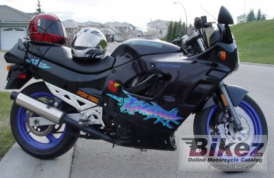 1994 Suzuki GSX 750 FR photo